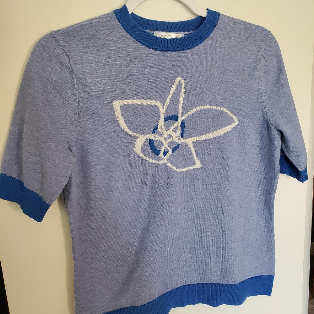 Blue flower sweater
